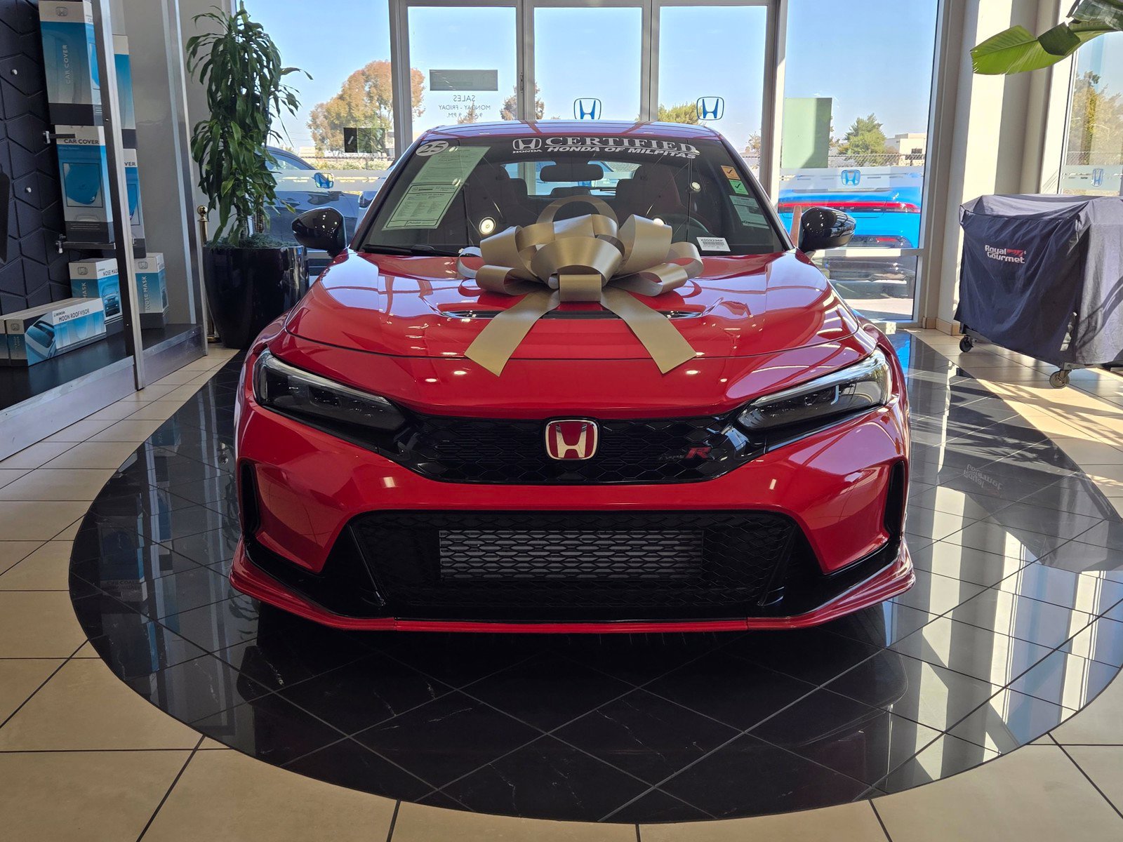 Used 2025 Honda Civic Type R image 2