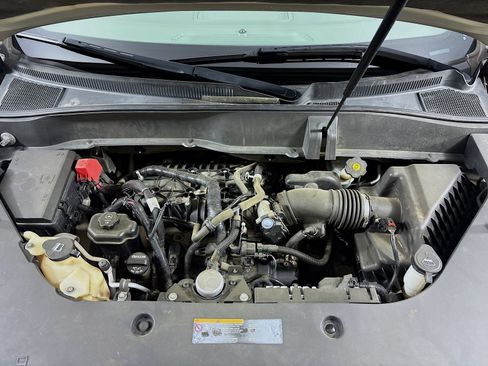 Used 2013 GMC Acadia SLE FWD image 30