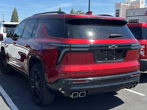 Used 2024 Chevrolet Traverse RS w/ LPO, Floor Liner Package AWD/4WD image 3