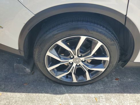 Used 2023 Acura MDX FWD w/ Technology Package image 9