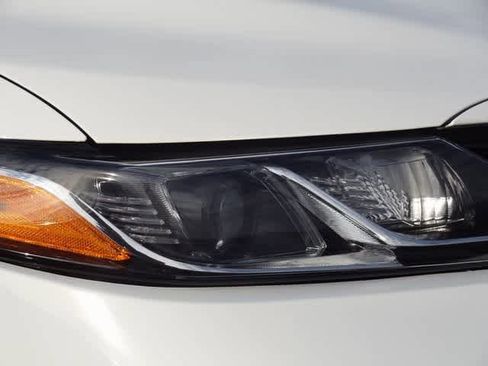 Used 2022 Toyota Camry LE image 22