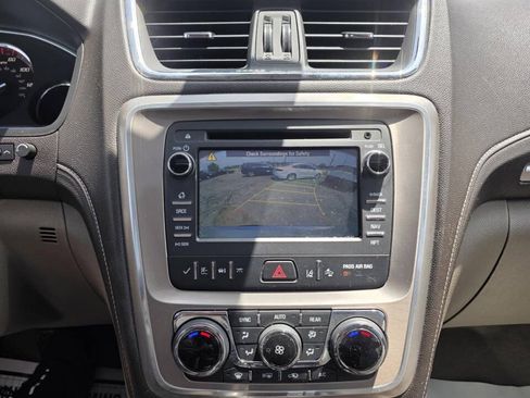 Used 2014 GMC Acadia Denali FWD image 15