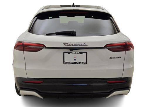 New 2025 Maserati Grecale Folgore image 10