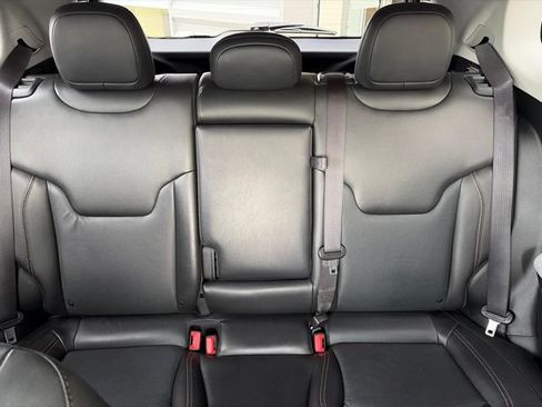 Used 2022 Jeep Compass Latitude AWD/4WD image 23