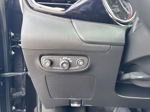 Used 2023 Buick Encore GX Preferred w/ Cold Weather Comfort Package FWD image 17