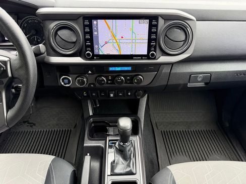 Certified 2023 Toyota Tacoma TRD Off-Road w/ Technology Package AWD/4WD image 20