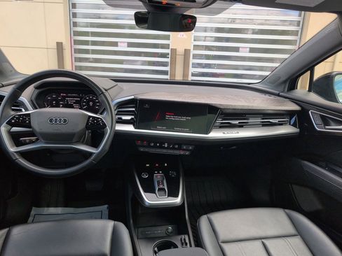 Used 2023 Audi Q4 e-tron Premium Plus w/ Premium Plus RWD image 13