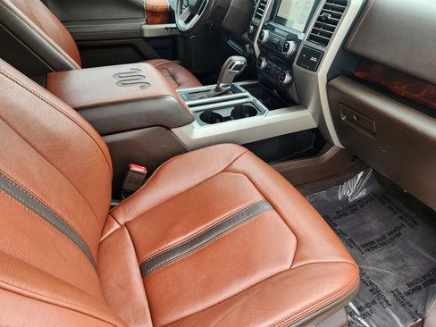 Used 2018 Ford F150 King Ranch w/ Equipment Group 601A Luxury image 15