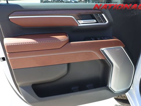 New 2026 GMC Sierra 3500 Denali Ultimate AWD/4WD image 10