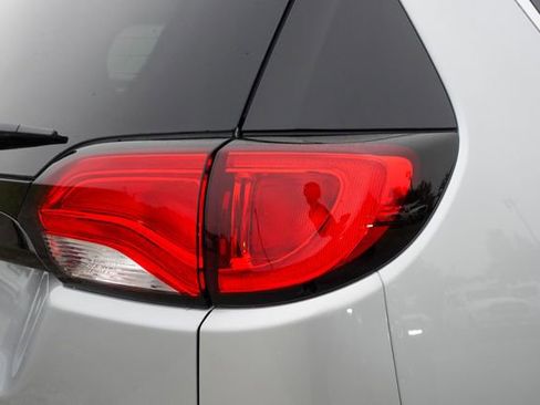 New 2026 Chrysler Voyager LX image 6