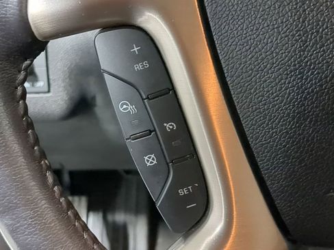 Used 2015 GMC Acadia Denali image 40