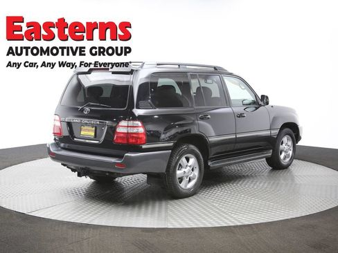 Used 2005 Toyota Land Cruiser AWD/4WD image 44