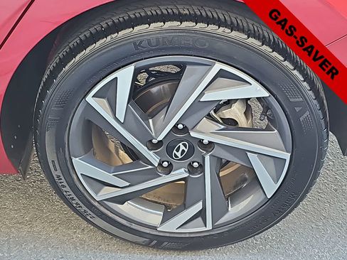 Certified 2025 Hyundai Elantra Sport FWD image 12
