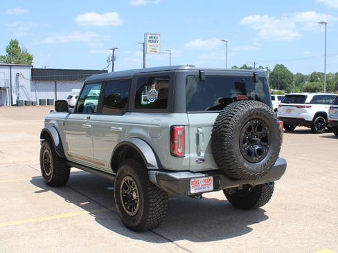 Used 2021 Ford Bronco First Edition AWD/4WD image 9