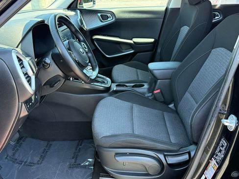 Used 2020 Kia Soul GT-Line FWD image 18