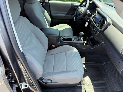 Certified 2021 Toyota Tacoma SR AWD/4WD image 41