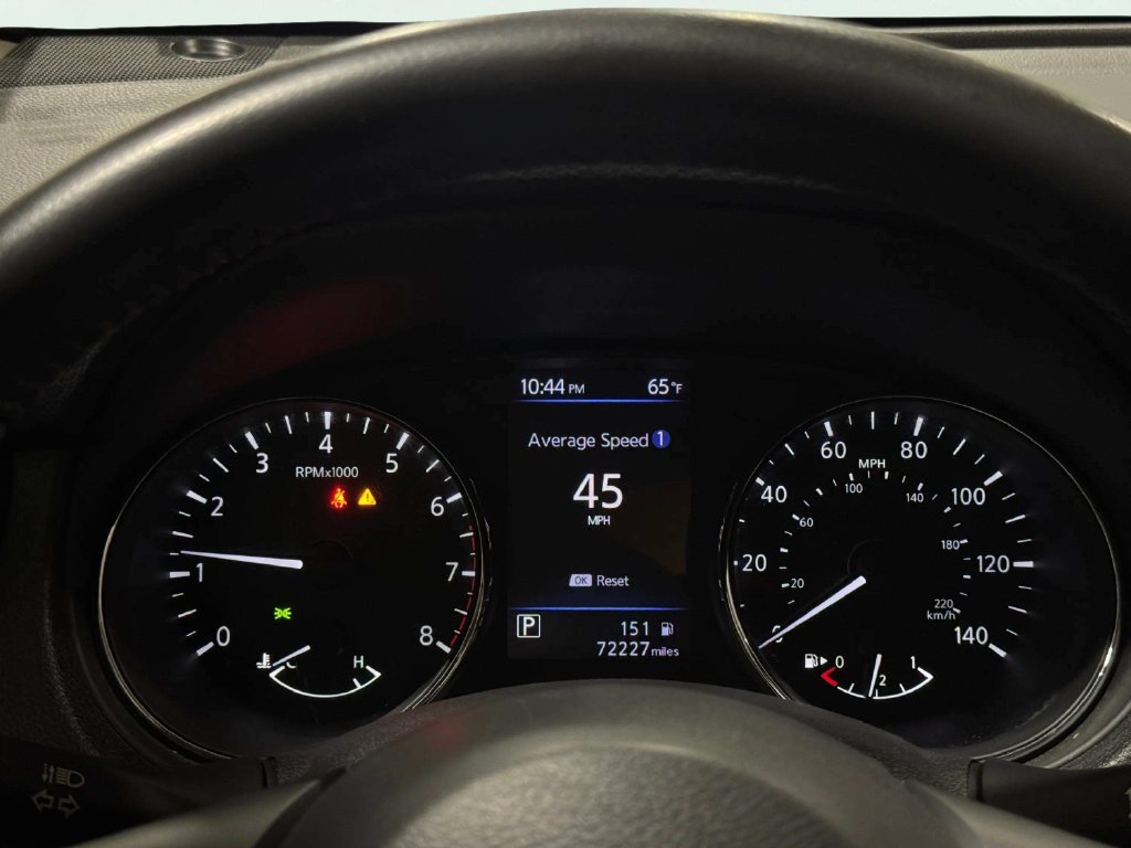Used 2018 Nissan Rogue SV AWD/4WD image 12