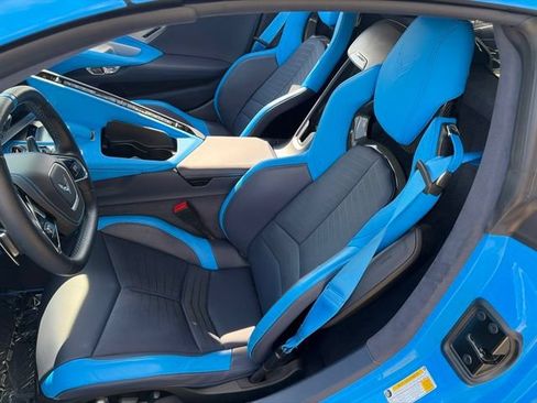 Used 2023 Chevrolet Corvette Stingray Premium Cpe w/ 3LT RWD image 7