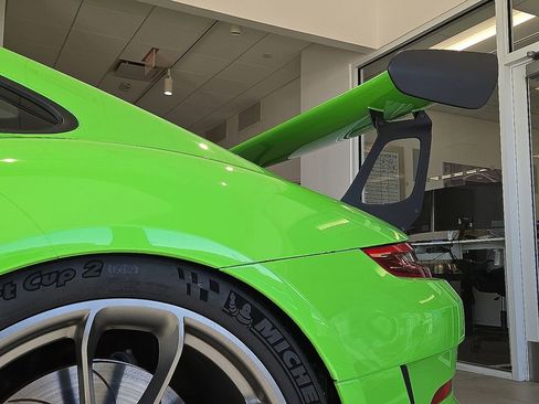 Used 2019 Porsche 911 GT3 RS RWD image 15