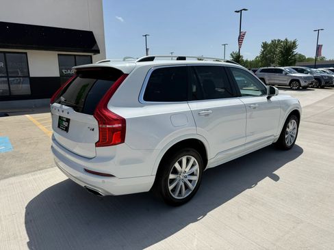 Used 2018 Volvo XC90 T6 Momentum w/ Momentum Plus Package AWD/4WD image 16