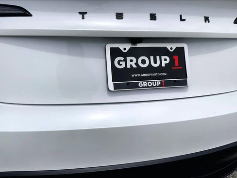 Used 2025 Tesla Model 3 Long Range image 10