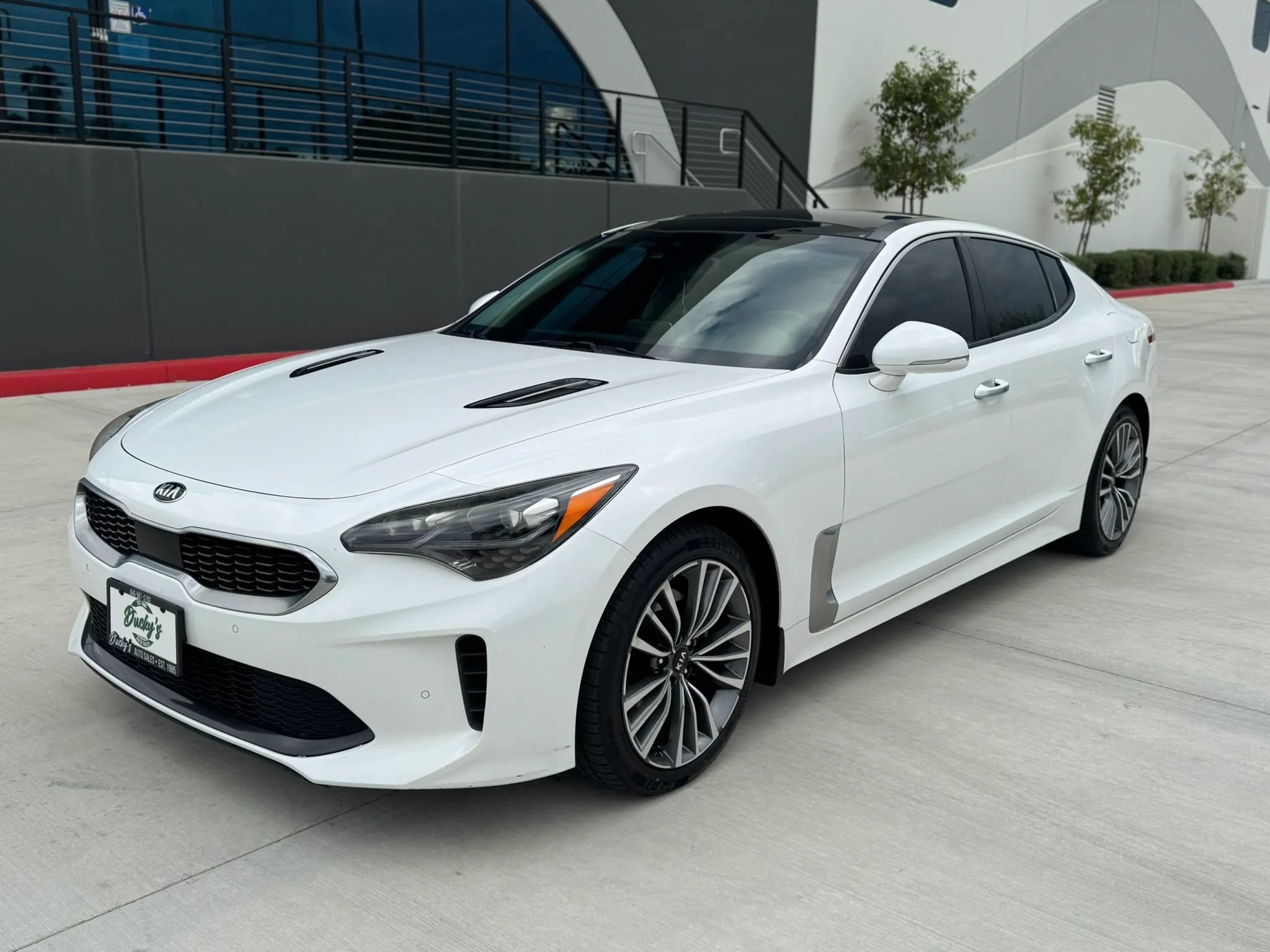 Used 2019 Kia Stinger Premium RWD image 1