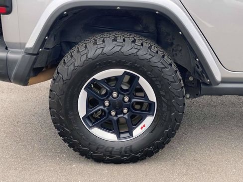 Used 2021 Jeep Wrangler Unlimited Rubicon AWD/4WD image 3