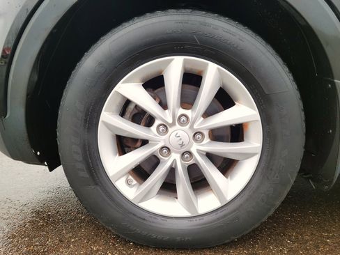 Used 2018 Kia Sorento AWD image 23