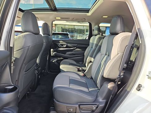 Used 2022 Subaru Ascent Onyx Edition AWD/4WD image 10