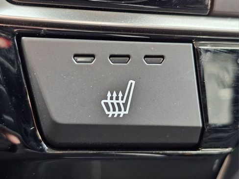 Used 2020 Honda Civic Touring image 8