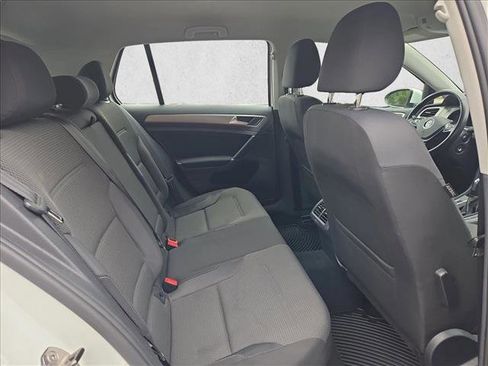 Used 2015 Volkswagen Golf S FWD image 18