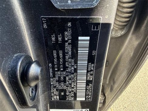 Used 2018 Toyota 4Runner Limited image 30