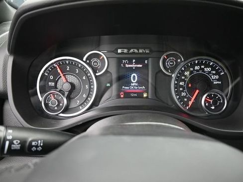 New 2026 RAM 1500 4x4 Crew Cab image 25