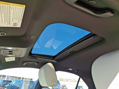 Certified 2022 Cadillac CT4 Luxury w/ Sun And Sound Package image 17