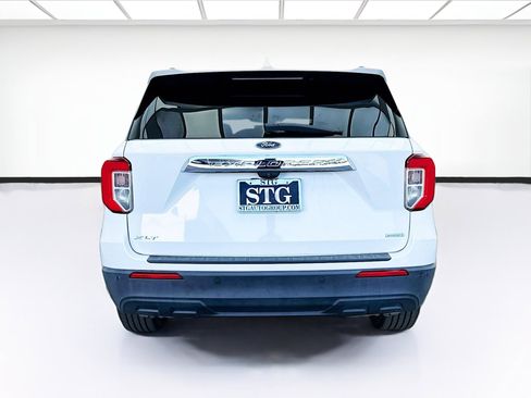 Used 2020 Ford Explorer XLT RWD image 5