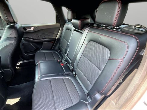 Used 2023 Ford Escape ST-Line w/ Tech Pack #1 AWD/4WD image 18