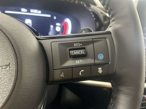 Used 2024 Nissan Pathfinder Platinum w/ Cargo Package AWD/4WD image 22