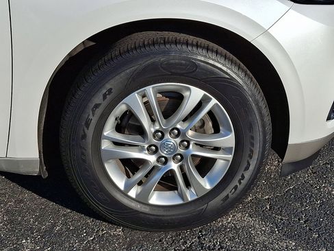 Used 2020 Buick Enclave Essence w/ Sound and Sites Package image 9