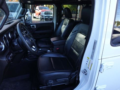 Used 2018 Jeep Wrangler Unlimited Sahara w/ Dual Top Group image 9