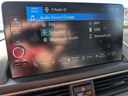 Certified 2025 Honda Pilot EX-L image 13