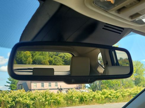 Used 2019 Honda CR-V Touring image 29