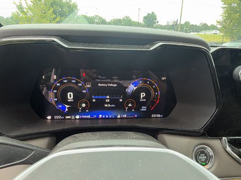 Used 2023 Chevrolet Colorado ZR2 AWD/4WD image 28