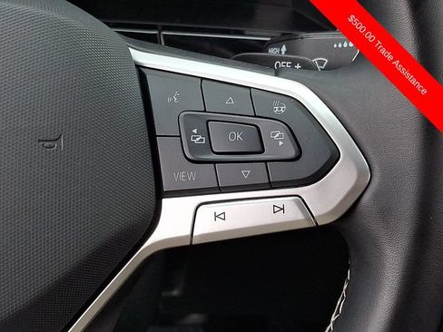 Used 2025 Volkswagen Atlas SE AWD/4WD image 23