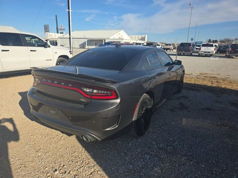 Used 2022 Dodge Charger R/T image 2
