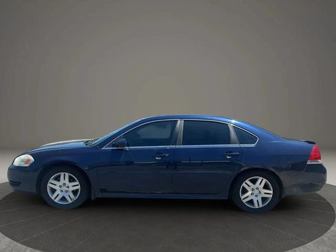 Used 2012 Chevrolet Impala LT w/ LT Sunroof Package FWD image 4