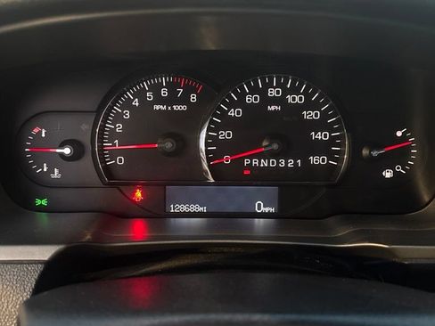 Used 2008 Cadillac DTS FWD image 19