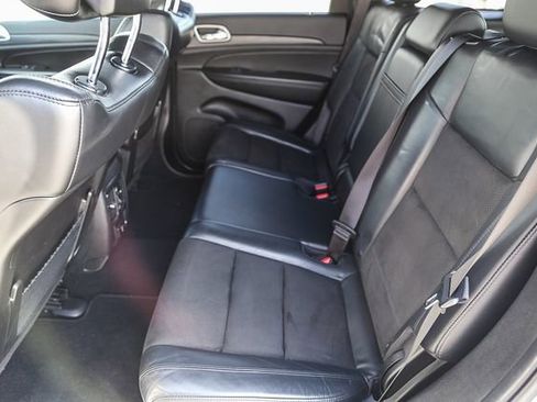Used 2021 Jeep Grand Cherokee Laredo X RWD image 20