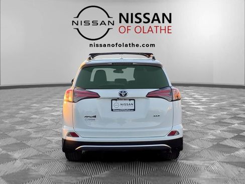 Used 2017 Toyota RAV4 XLE image 27