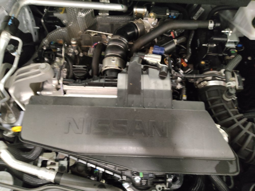 Used 2024 Nissan Rogue S FWD image 30