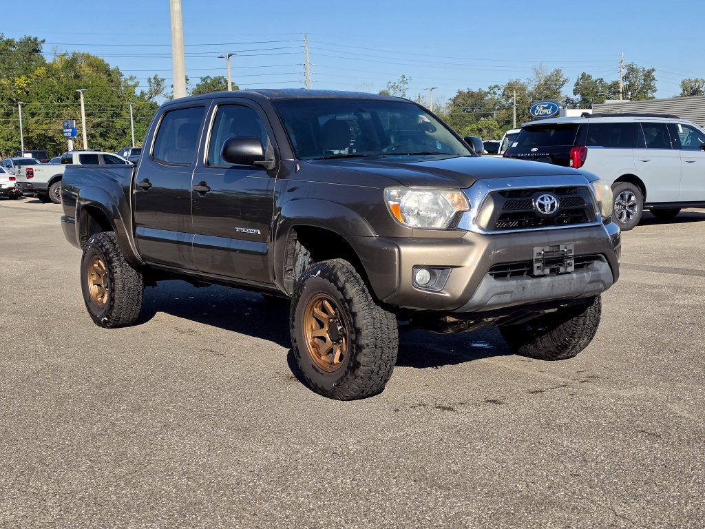 Used 2015 Toyota Tacoma PreRunner w/ SR5 Package RWD image 5